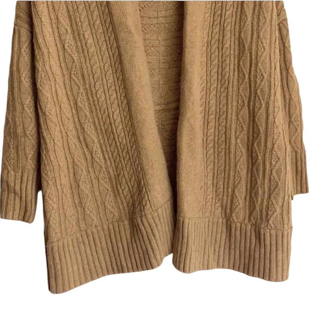 Max Studio Tan Cable Knit Cardigan - Picture 3 of 6